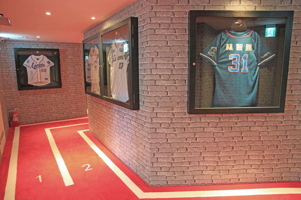 La Hotel-Baseball Theme Hall Cao Hùng Ngoại thất bức ảnh