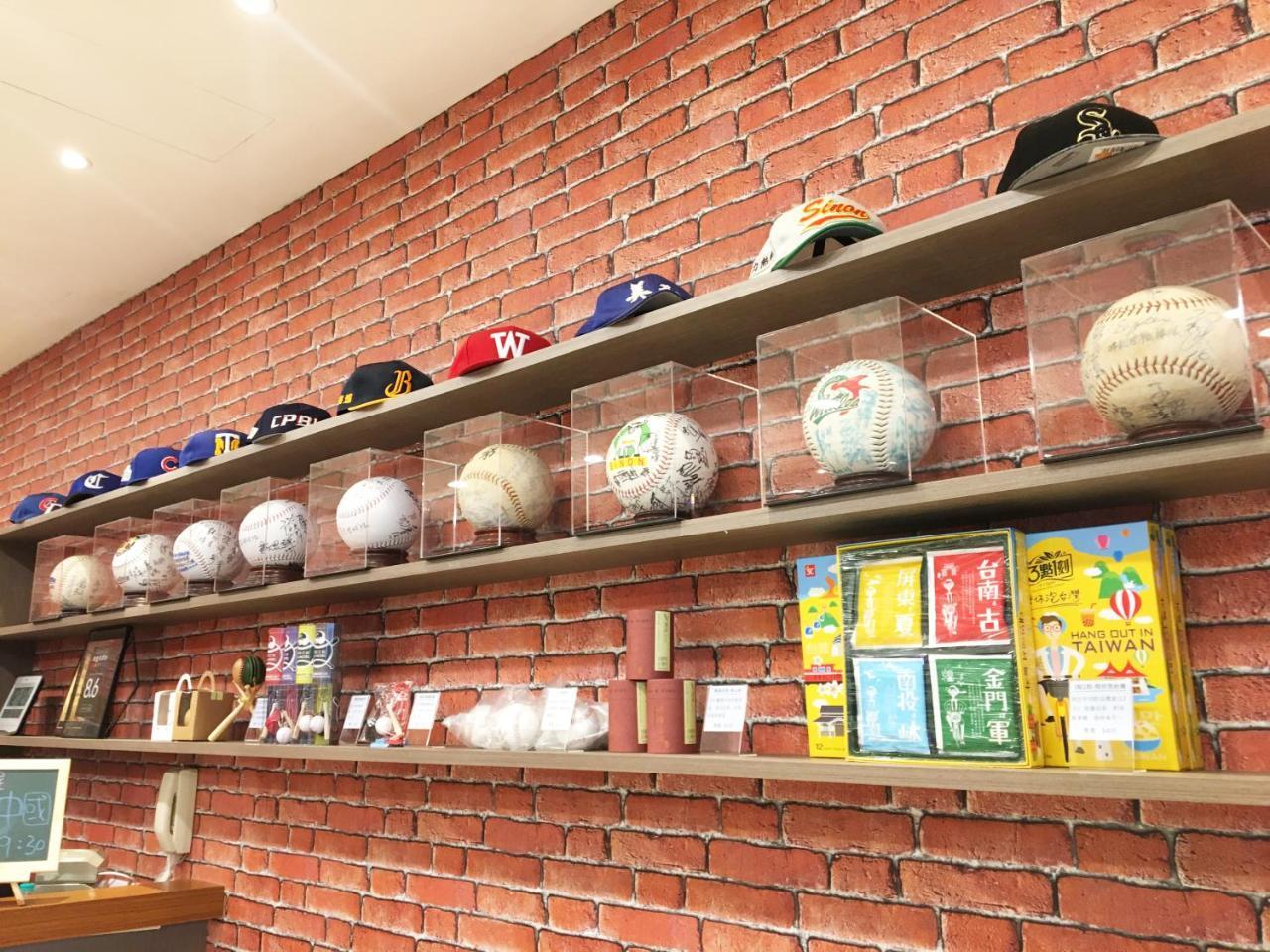 La Hotel-Baseball Theme Hall Cao Hùng Ngoại thất bức ảnh